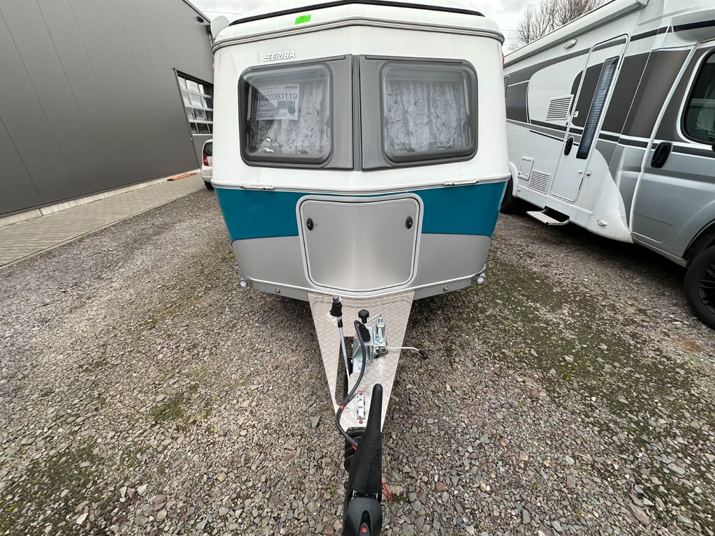 HYMER-ERIBA Touring 642 Habour Blue Edition