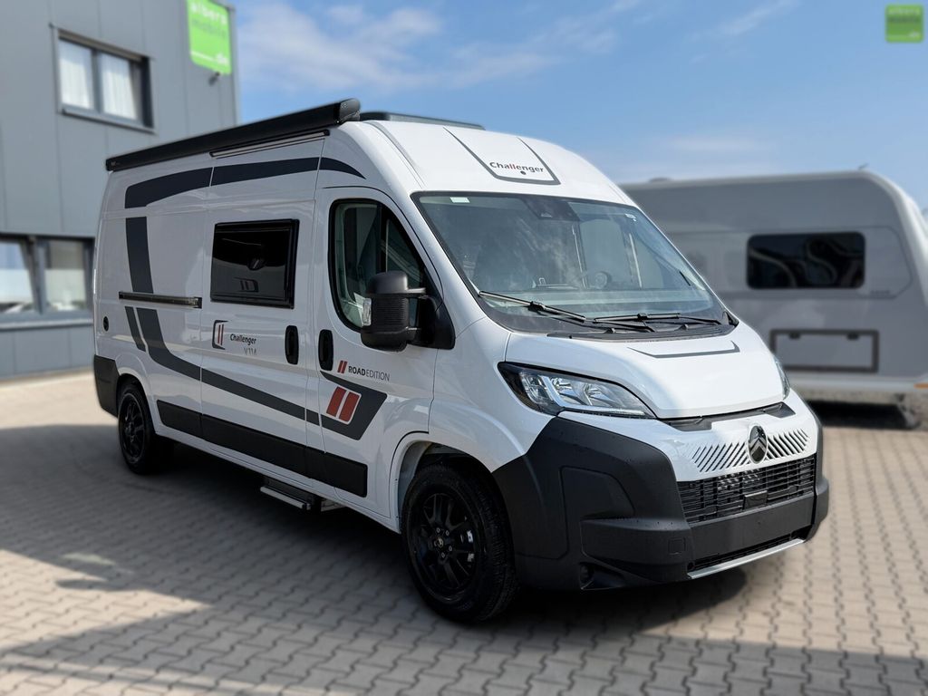 CHALLENGER Van Road Edition V114 200WSolar Arctic Safety 27