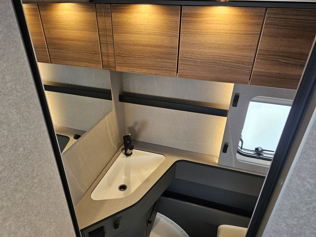 HYMER-ERIBA Feeling 442 UVP: 40.015,-/5.115,- Sparen!