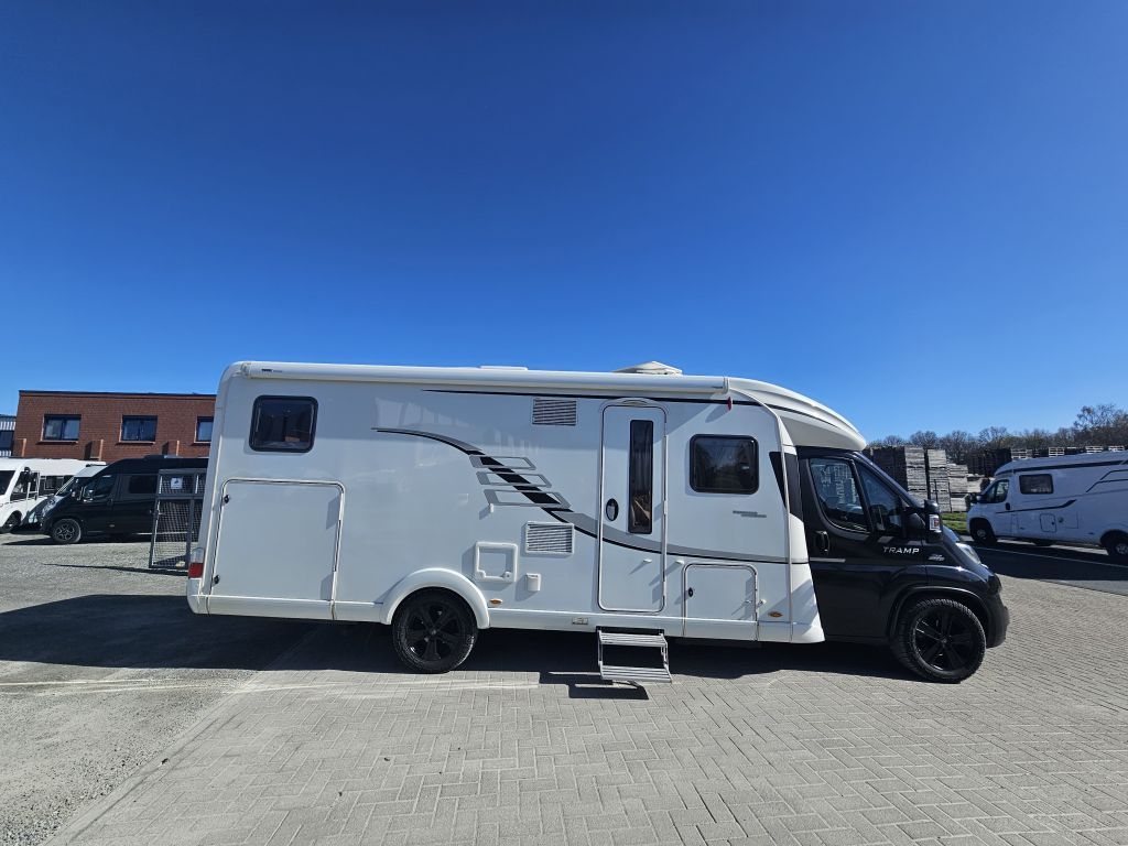HYMER-ERIBA Tramp SL 704 Wenig Km, Topausstattung !