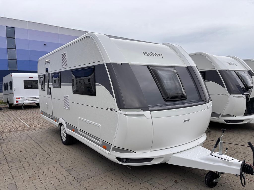 HOBBY De Luxe 495 UL 1800kg,