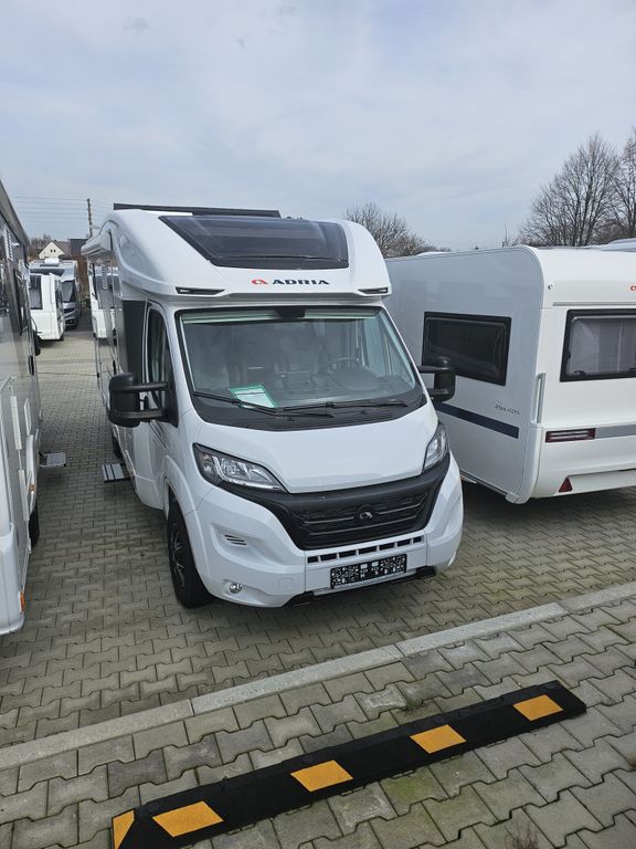 ADRIA Matrix Axess 670 SL inkl. TV + Solar