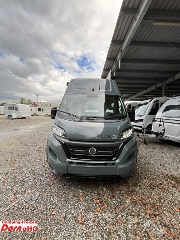KNAUS BoxLife Pro 630 FREEWAY 60 Years Abstandstempoma