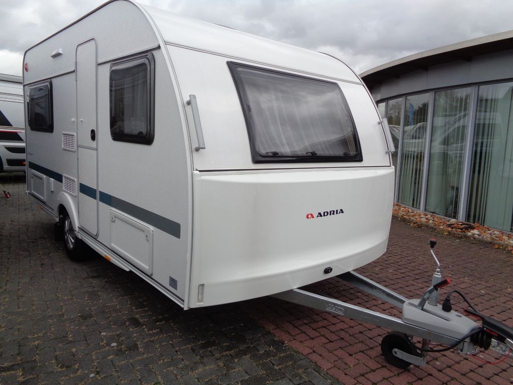 ADRIA Aviva 422 PY