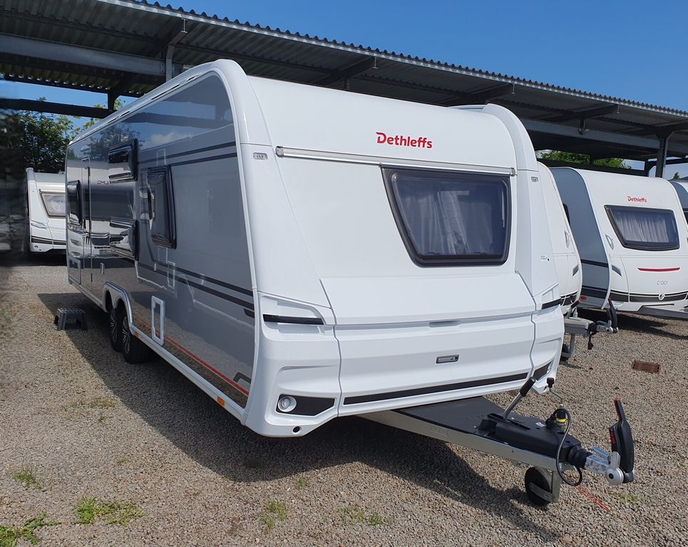 DETHLEFFS Camper 730 FKR Ailesi kar 2 katlı yatak 4 çocuk için