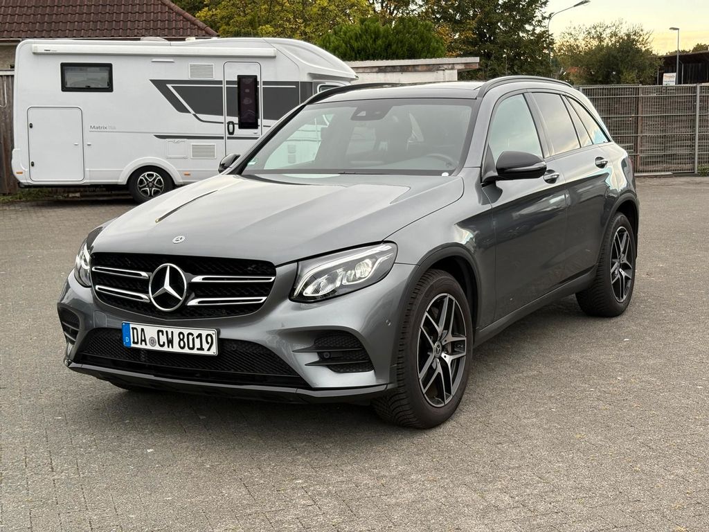 MERCEDES-BENZ GLC 250 4MATIC Autom.AMG line Interieur/Exterie!