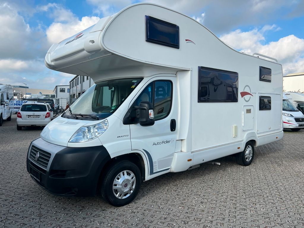ROLLER TEAM AUTO-ROLLER 7 MAXI ETAGENBETT*SOLAR*NAVI*KAMERA