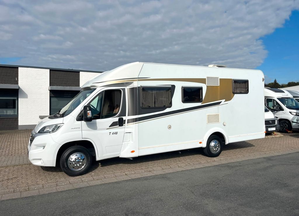 CARADO T 448 - Einzelbetten - Hubbett - auto.Sat/TV -