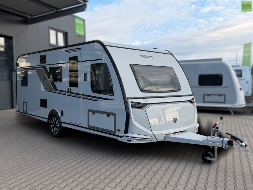KNAUS Südwind BLACK SELECTION 580 QS 3er-Etagenbett 2